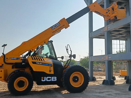 Телескопический погрузчик JCB 540-70